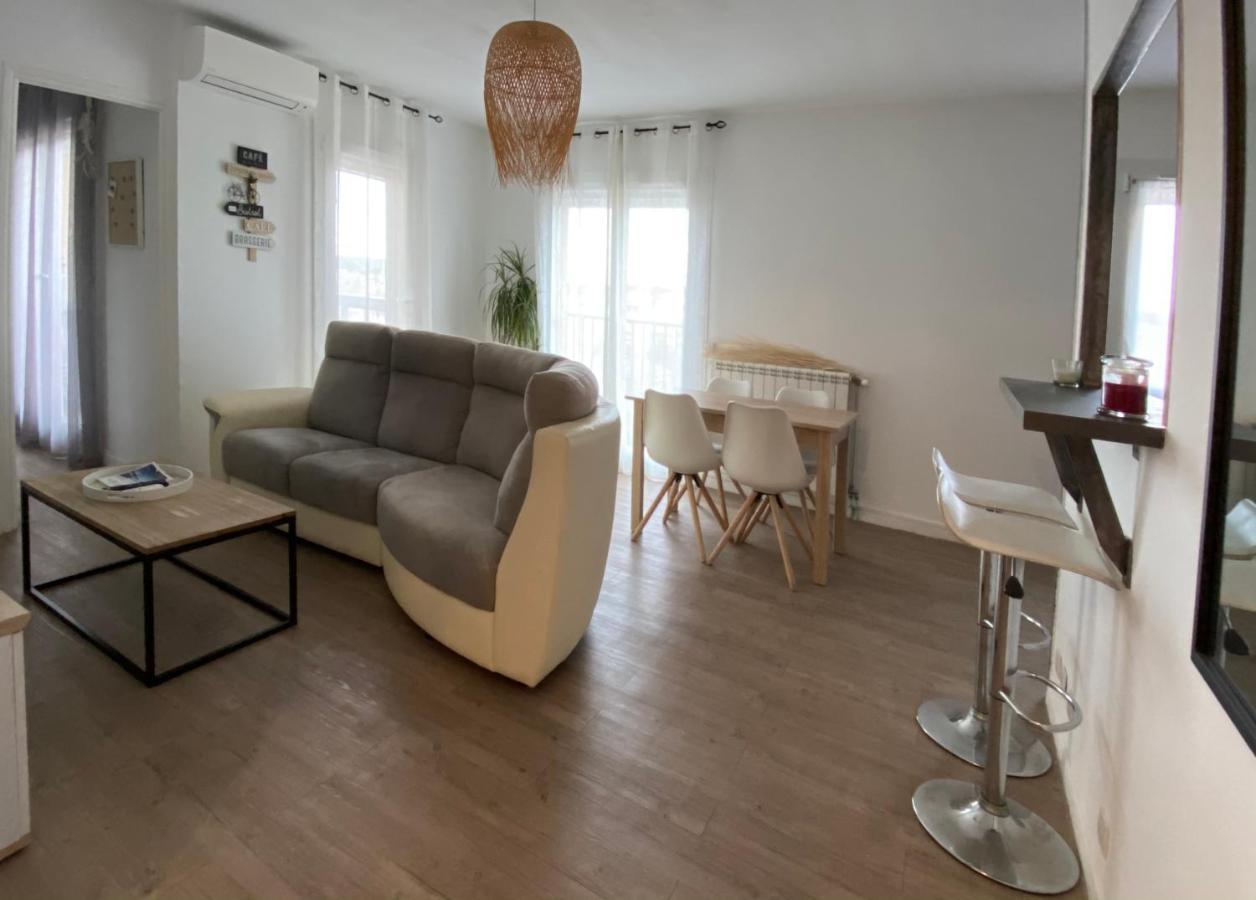 Appartement T2 Proche Centre Ville Istres Buitenkant foto